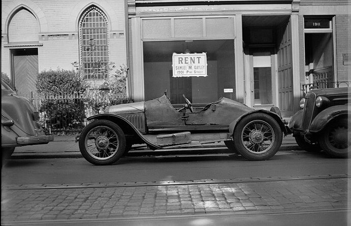 A-Rebuilt-Jalopy-on-Pine-Street-1939-e1446659271831.jpg