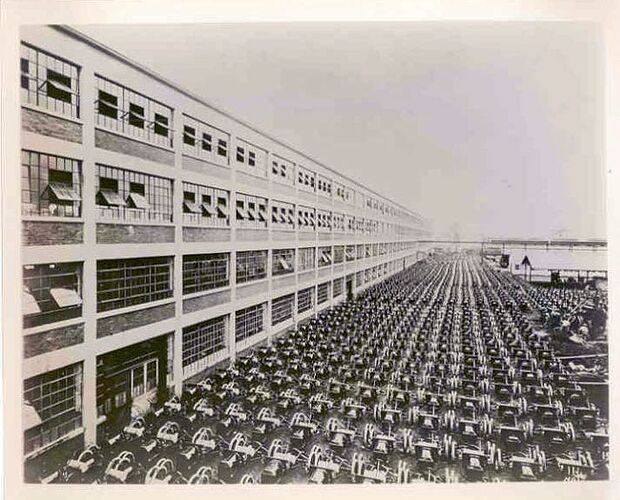 1915 Ford Model T Assembly Line Factory Photograph.jpg