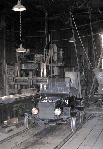1920's Model T Railroad Track Inspection Car.jpg