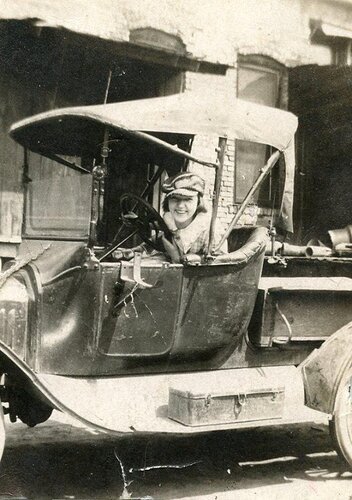 1915 Roadster Pickup Work Vehicle.jpg