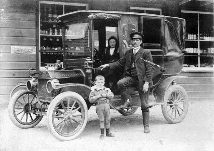 town car left NZ.jpg