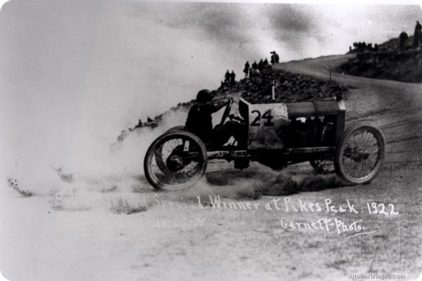 Noel Bullock, Pike's Peak hillclimb 1922.jpg