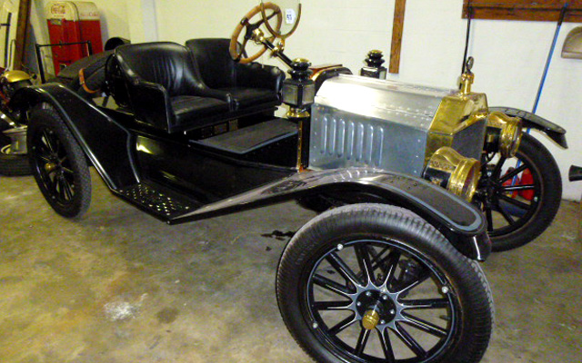 1914-Ford-Model-T-Speedster.jpg