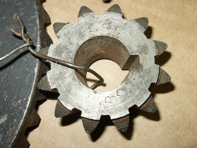 12 TOOTH THAT GOES WITH A 48 TOOTH FORD RING GEAR.jpg