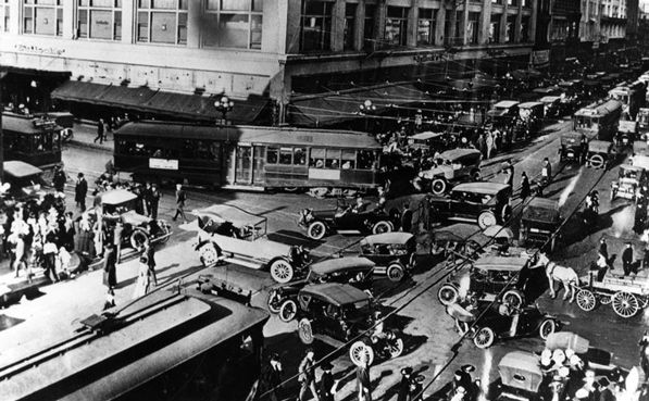 1920's LA traffic.jpg